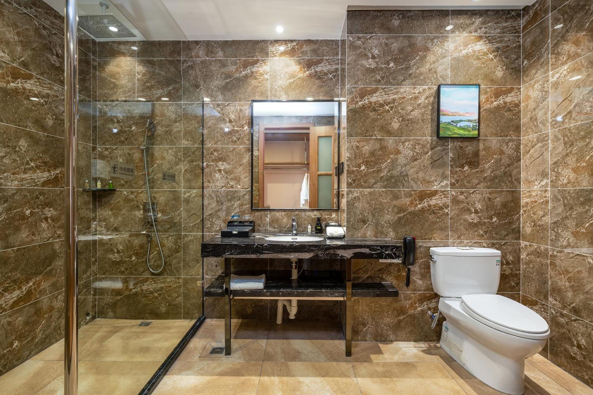 Phoenix Hill Hotel Dongguan - Golf Course Shop المظهر الخارجي الصورة