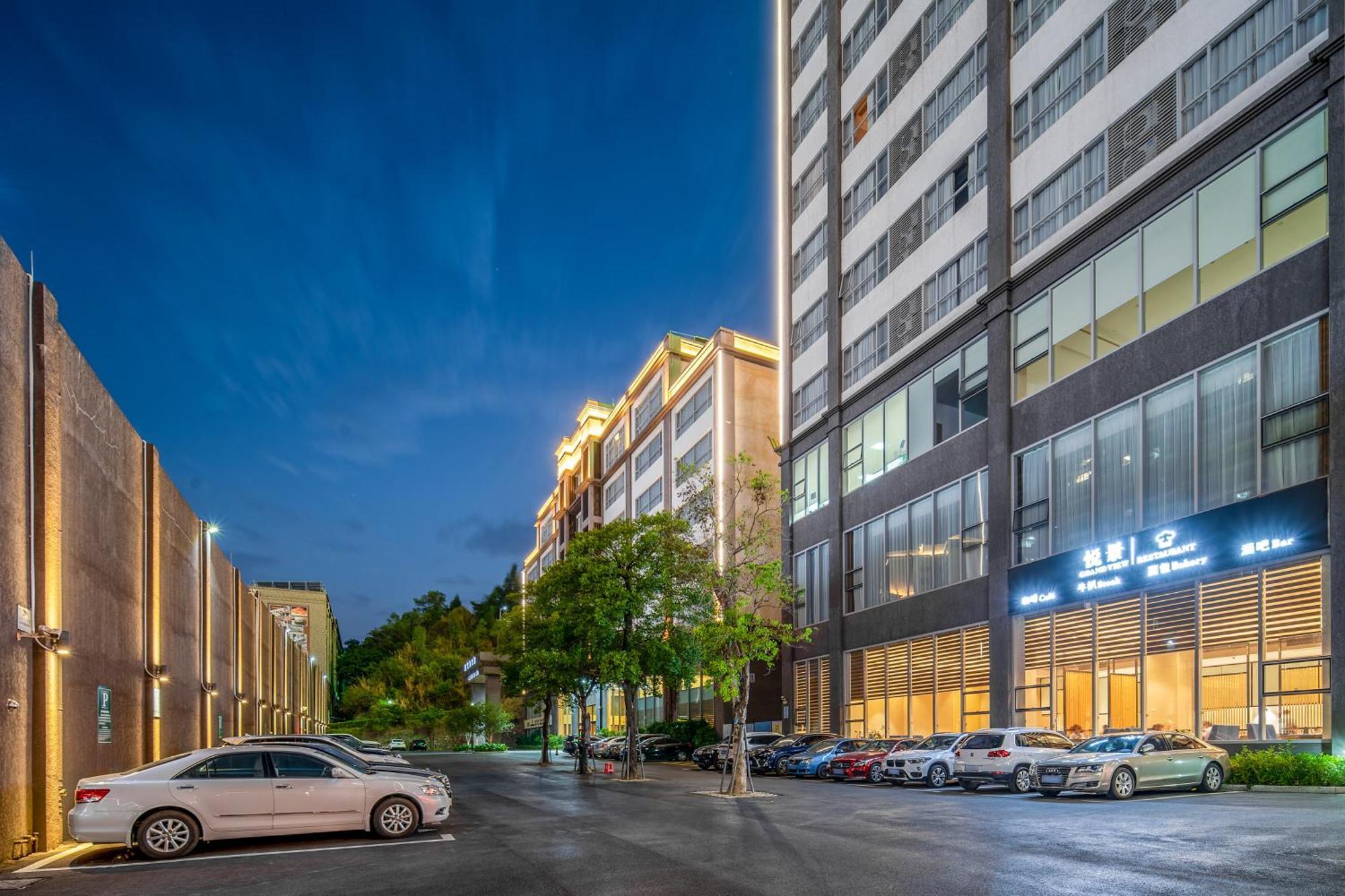 Phoenix Hill Hotel Dongguan - Golf Course Shop المظهر الخارجي الصورة